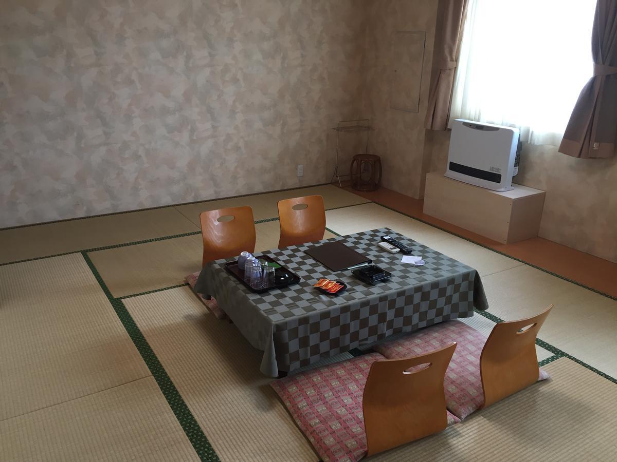 Kitamura Onsen Hotel Iwamizawa Екстер'єр фото